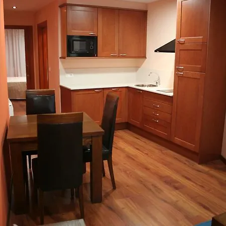 Апартаменты Apartaments Lagranja Таррега