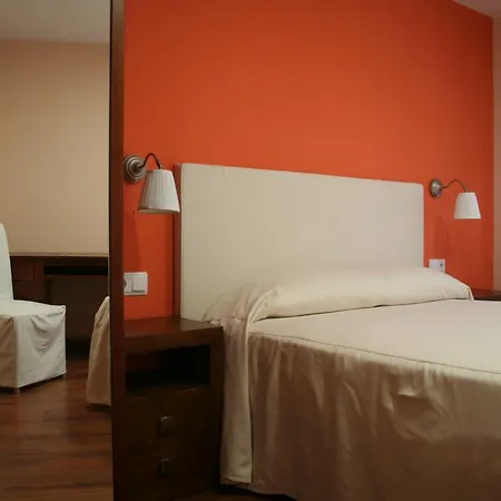 Apartaments Lagranja Апартаменты Таррега